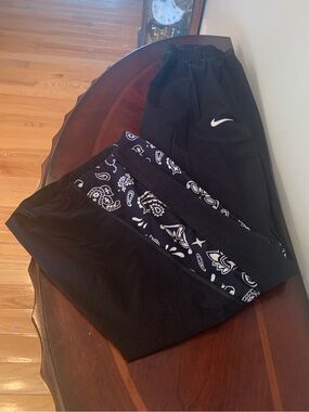 Nike Black Athletic Pants with Bandana Stripe